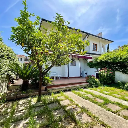 A Villa San Felice Circeo