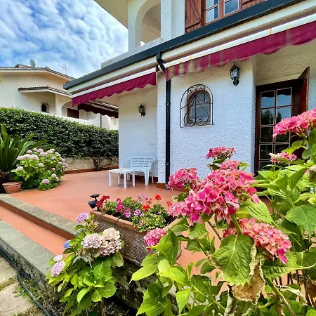 A Villa San Felice Circeo